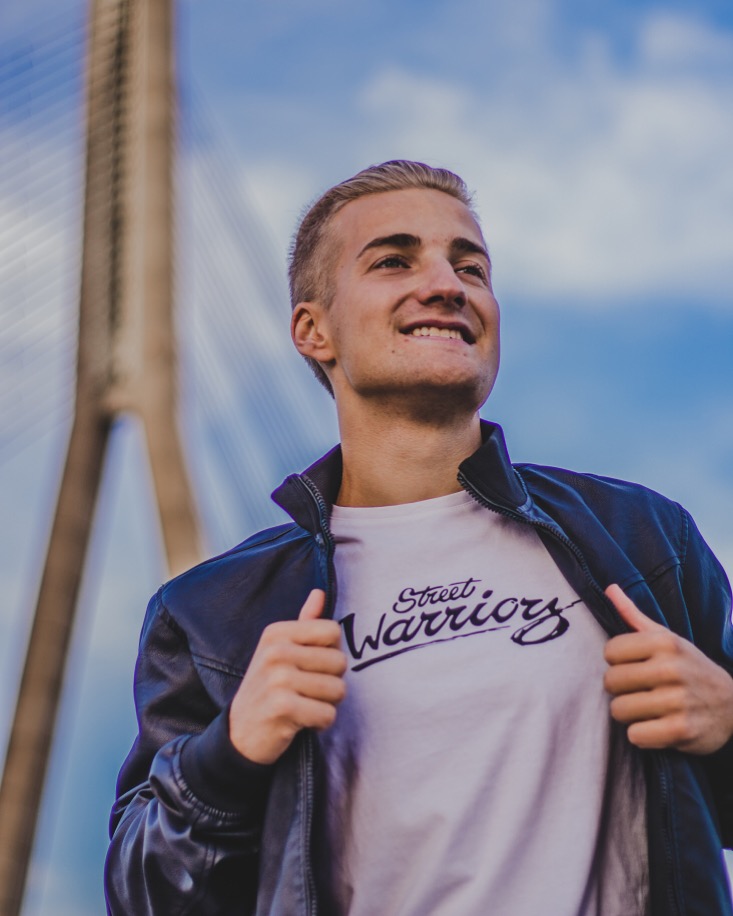 Pasākumu vadītājs Gatis Kondrāts, bērnu ballītes, kāzas, dzimšanas dienas, korporatīvie un cita veida pasākumi.